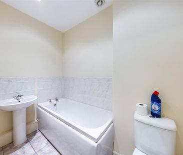 2 bedroom apartment to rent - Photo 6