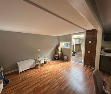 Perfect Family Home - Photo 4