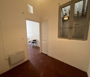 Location Appartement 1 pièce 27m² MARSEILLE 5ème - Photo 5