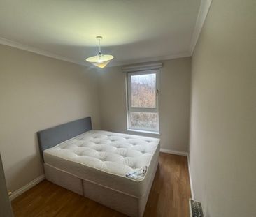 2 Bedroom Property To Rent - Photo 4