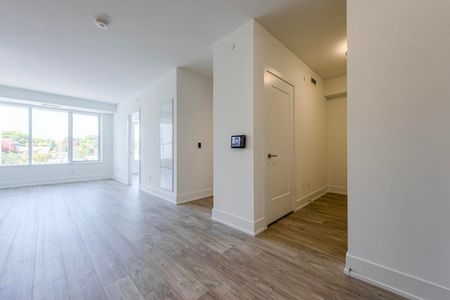 For Lease - 259 The Kingsway N/A Unit# 413, Toronto, Ontario - Photo 3