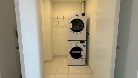 For Lease - 28 Ann Street Unit# 1502, Mississauga, Ontario - Photo 3