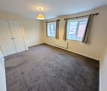 A 3 Bedroom Terraced - Photo 5