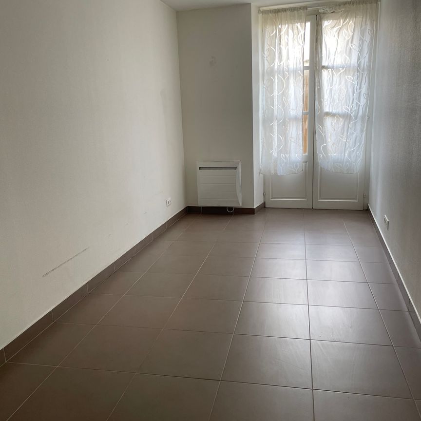 Location Appartement 3 pièces 80m² - Photo 1