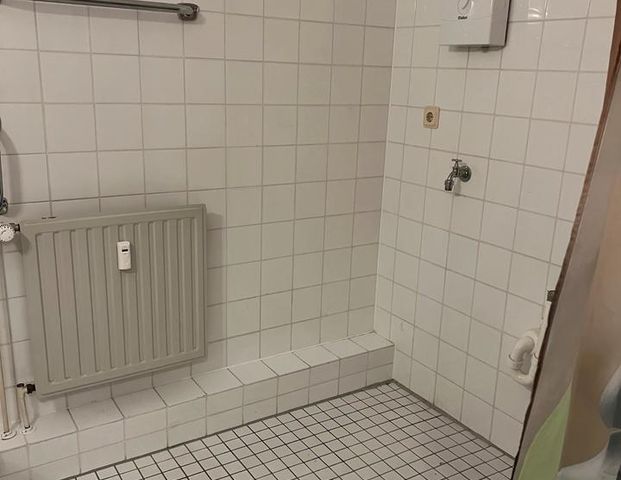 Schöne Seniorenwohnung 2,5 Zimmer - Nachmieter gesucht - Photo 1