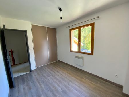 Location Maison 5 pièces 100m² - Photo 3