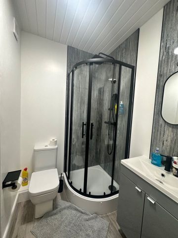 6 Bed Semi-Detached House, Derby Grove, NG7 - Photo 5