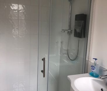 Studio Flat, Ravenshurst Avenue, NW4 - Photo 3