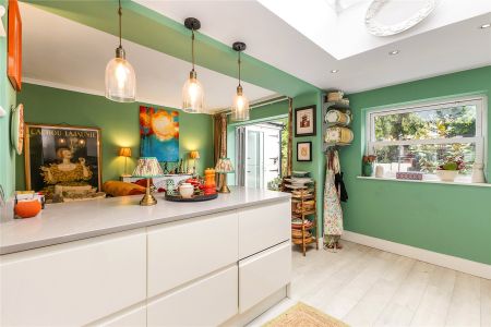 Albert Bridge Road, London, SW11 flat to rent - Photo 4