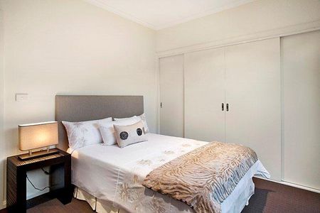 Well Presented Home Situated In The Heart Of Airport West. - Photo 4