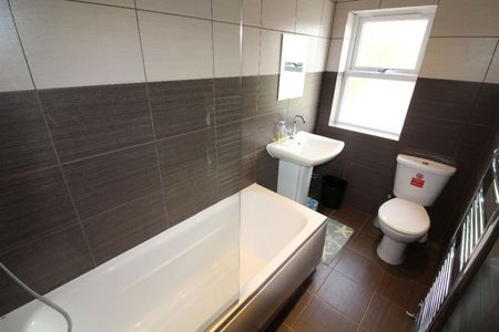 St Marks Road, PRESTON PR1 8TL - Photo 3