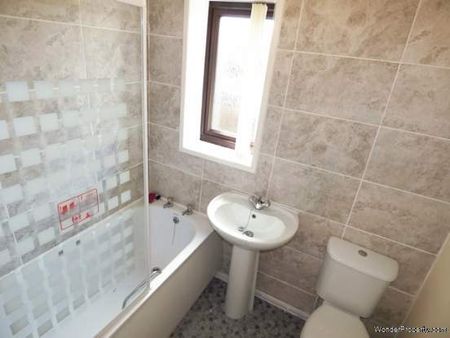 2 bedroom property to rent in Clayton-le-Woods - Photo 2