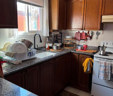 For Lease - 103 Belmont Crescent, Vaughan, Ontario - Photo 5