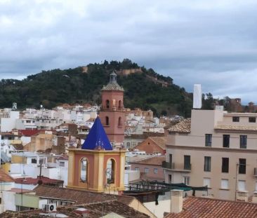 Ático de alquiler en Rosaleda, La Goleta - San Felipe Neri - Photo 5