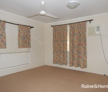 Three Bedroom with Air Conditioning Throughout - Photo 1