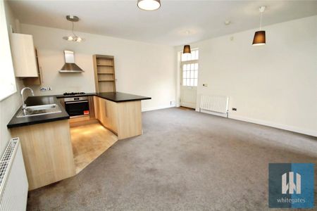 Stable Mews, Pontefract, West Yorkshire, WF8 - Photo 4