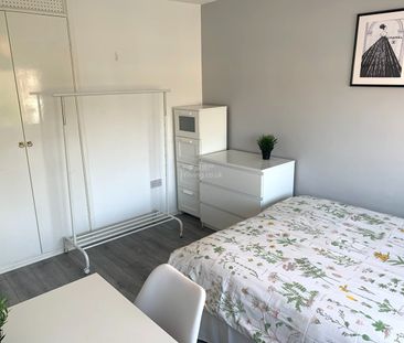 Room in a Shared House, Lichen Green, CV4 - Photo 2