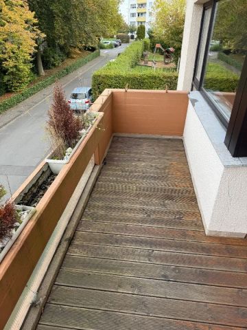 Klassische 3-Zimmer-Wohnung mit Einbauküche und Westbalkon in Leverkusen-Opladen! - Foto 3