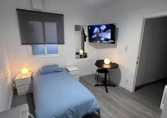 Via Favència, Barcelona, Catalonia 08042