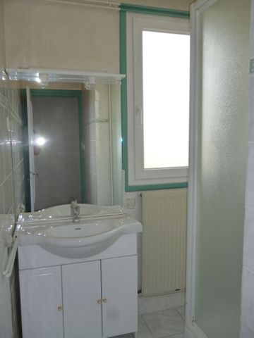 Location Appartement 2 pièces 50m² - Photo 2