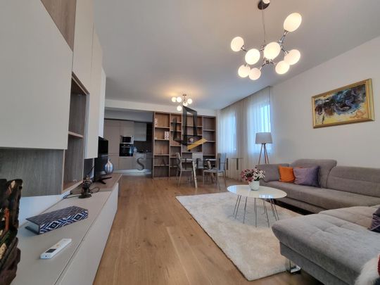 Parkside Apartment | Rent furnished two bedroom condo - Fotografie 1