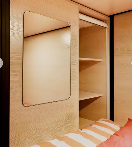 Private Sleeping Pod - Photo 3