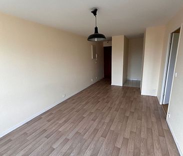 Location Appartement 2 pièces 34m² - Photo 6