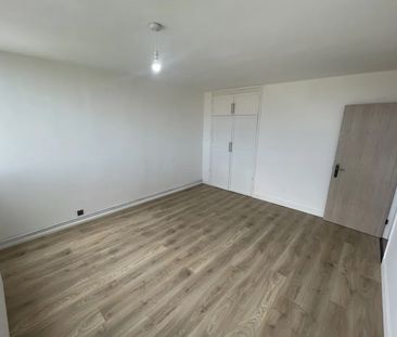 2 Bed Flat, Kenilworth Court, CV3 - Photo 3