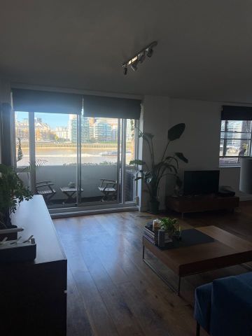 2 Bed Flat, Valiant House, SW11 - Photo 3