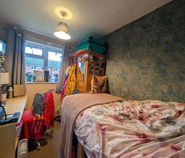 Tenacre Close, Chichester - Photo 1