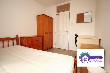 5 Bedroom Room in Flat Share To Rent - Photo 4