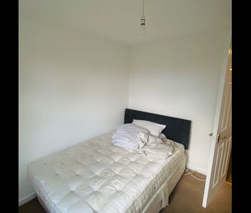 2 Bed Flat, Meadow Place Road, EH12 - Photo 4