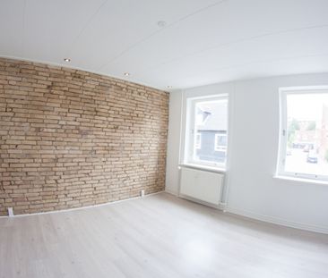 Vestergade 56 ST.TH, 9400 Nørresundby - Photo 1