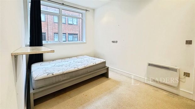 1 bedroom apartment to rent Flowers Way, Luton, Bedfordshire, LU1 - Photo 1