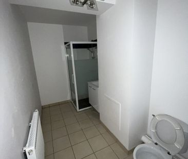 Location Appartement 2 pièces 46m² HONFLEUR 14600 - Photo 4