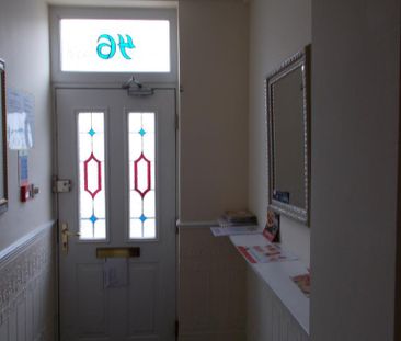 1 bedroom property to rent - Photo 2