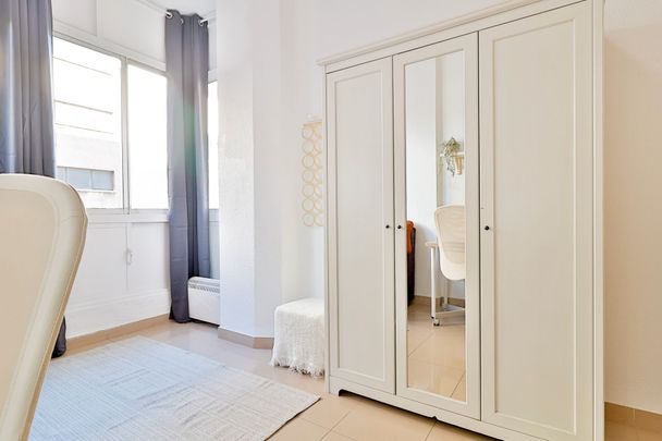 Apartamento de alquiler en Calle Casas de Campos, 1, Ensanche Centro - Puerto - Photo 1