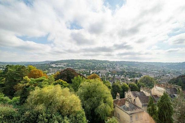 Camden Crescent, BA1 - Photo 1