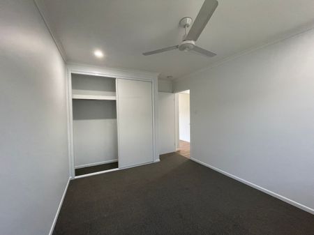6 Townsend Street, Bucasia - Photo 5