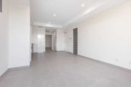 Contemporary Comfort in Morley - Photo 2