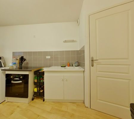 Location Appartement 3 pièces 79m² POITIERS 86000 - Photo 5