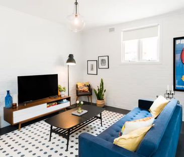 ‘Cumnock Stables’ – A Rare Royal Park Invitation - Photo 5