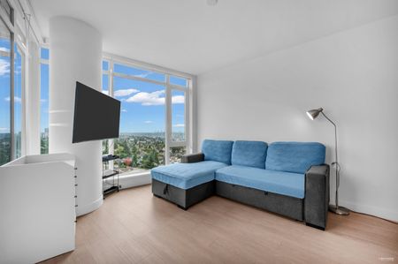 7769 Park Crescent #1607, Burnaby, BC V3N0J7 - Photo 4