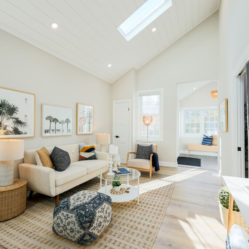 For Lease - 2 Freeman Street Unit# Main Floor, Toronto, Ontario - Photo 1