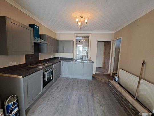 3 bedroom House To Let - Photo 1