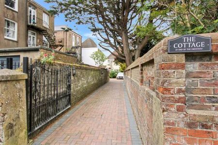 Western Place, Worthing, BN11 3LU - Photo 4