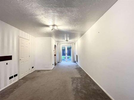 Davenport, Harlow, CM17 - Photo 2