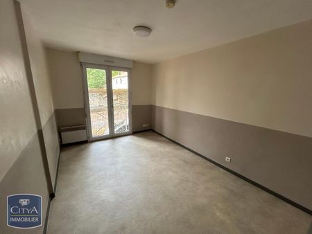Location Appartement 1 pièce 19m² CHOLET 49300 - Photo 2