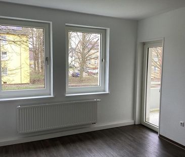 Reinkommen und Wohlfühlen: ansprechende 4-Zimmer-Wohnung im Quartie... - Foto 1