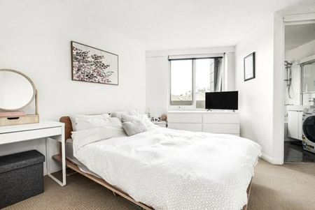 22/197 Cantebury Road, St Kilda West VIC 3182 - Apartment For Rent | Domain - Photo 2